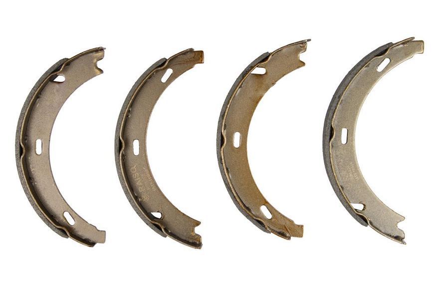 Колодки ручного тормоза бар. MB C-Class (W202)/E-Class (W124/W210)/S-Class (W140) 88- RB8208 фото